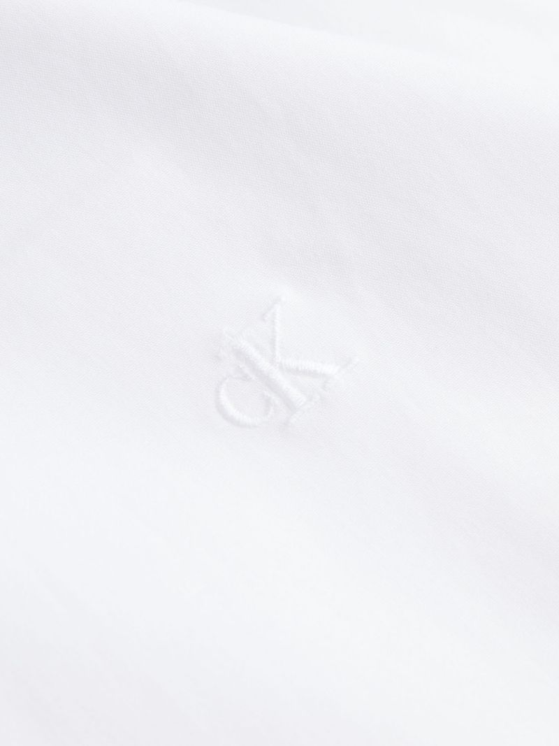 J30J319065_YAF_2.jpg
