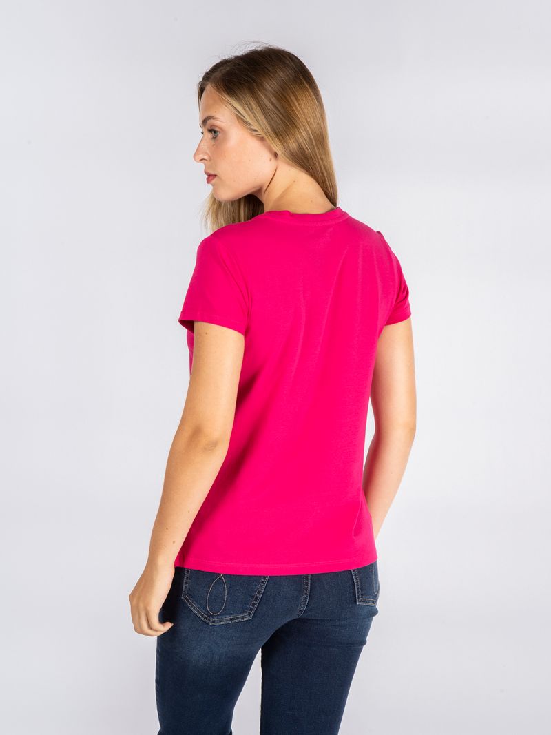 -T-shirt-con-logo-difuminado