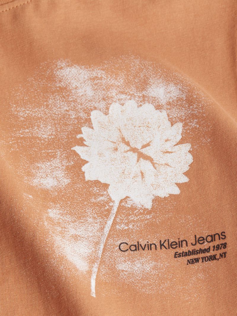 -T-shirt-grafica-floral-tropical