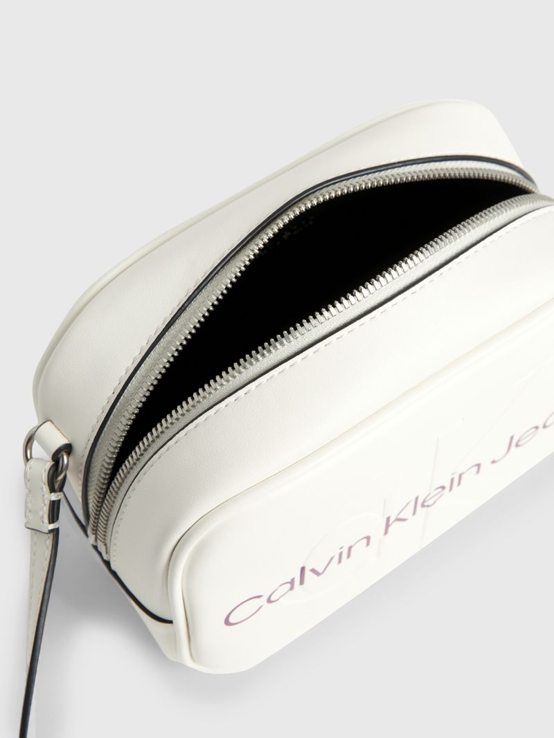Bandolera-sculpted-camera