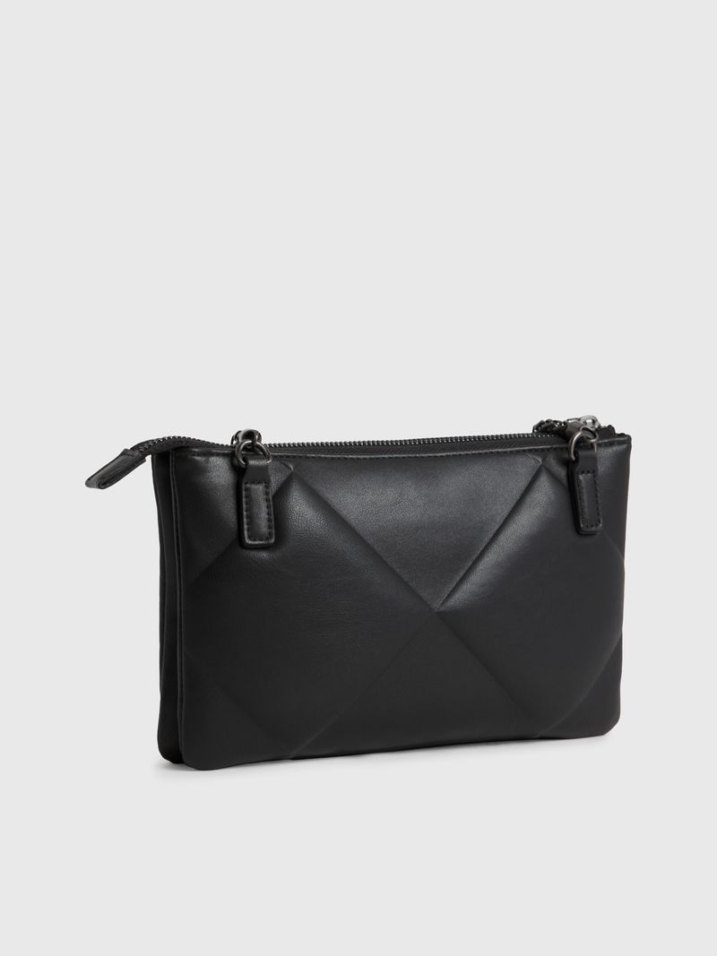 Bolso-cruzado-acolchado-con-monograma