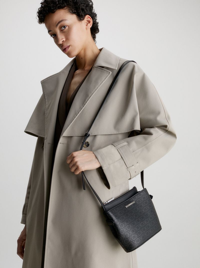 Bolso-cruzado-de-cuero-sintetico