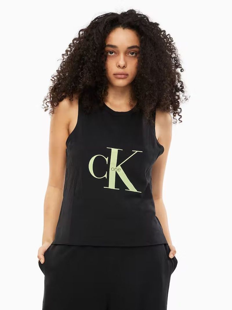 Conjunto-de-pijama---ck-one