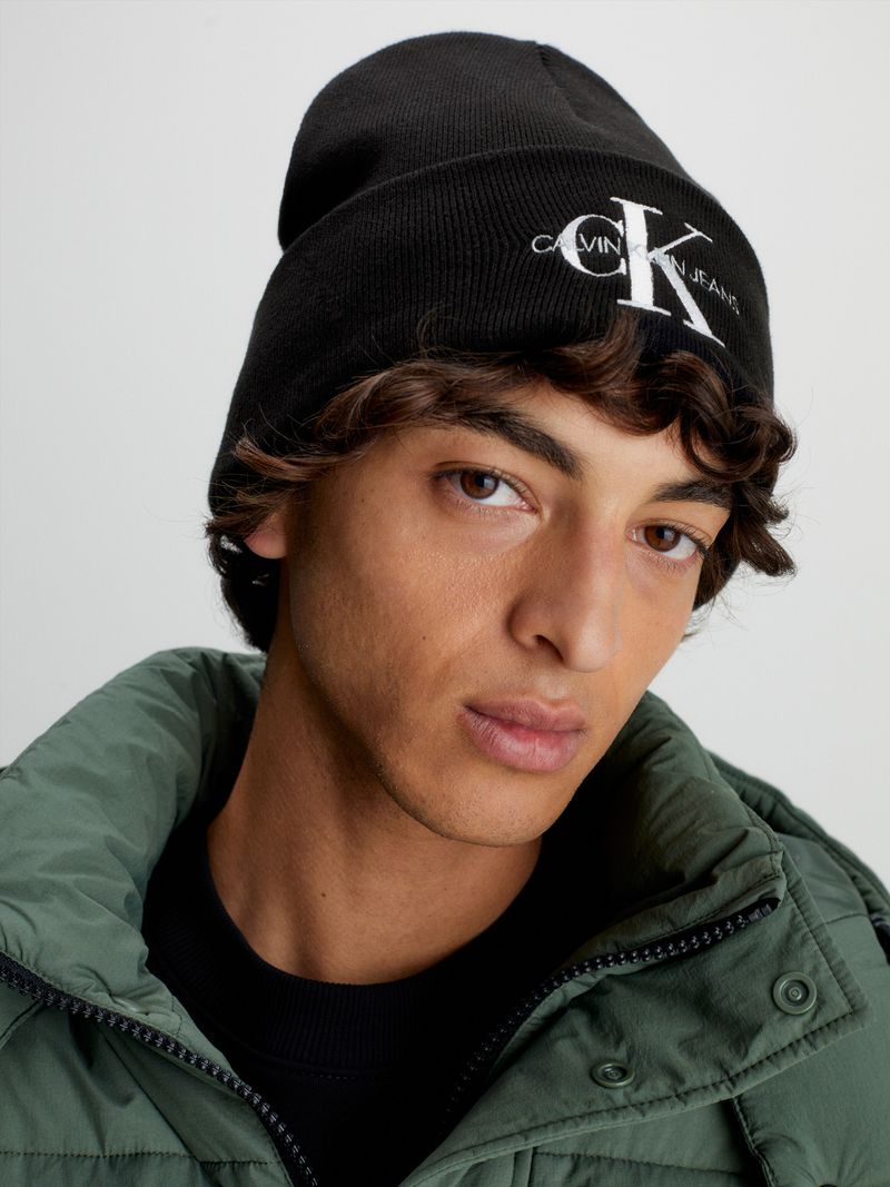 Gorro-de-punto-de-algodon-con-logo