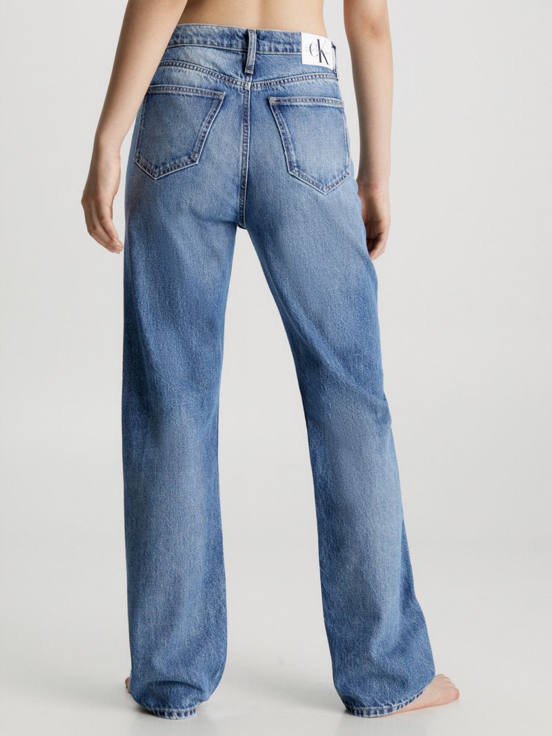 High-Rise-Straight-jeans
