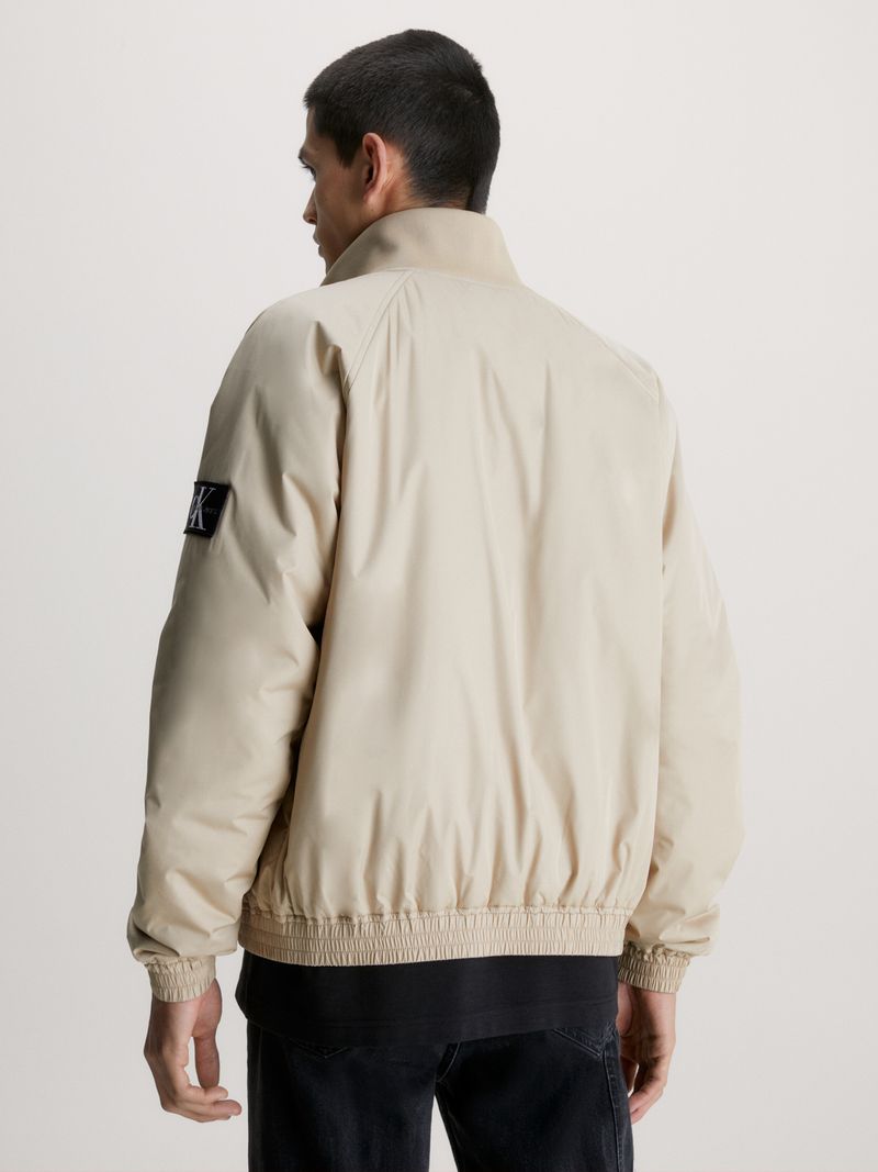 Jacket-bomber-de-poliester-reciclado