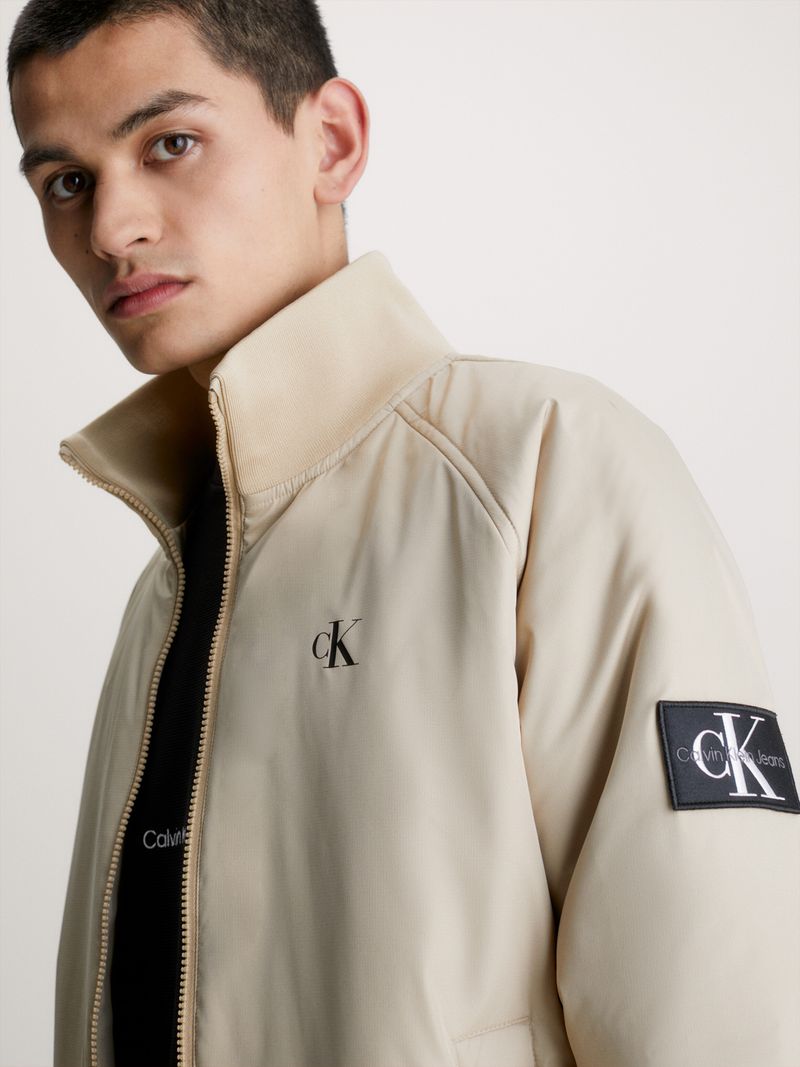 Jacket-bomber-de-poliester-reciclado