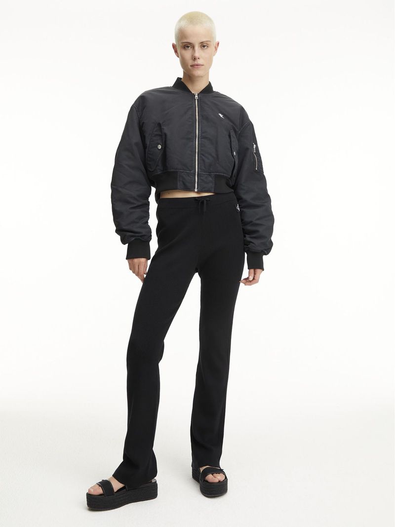 Jacket-bomber-ligeramente-acolchada