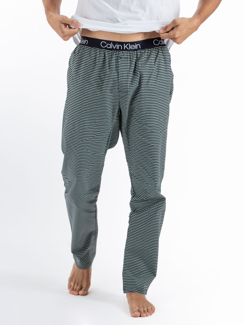 Pantalon-largo-de-pijama