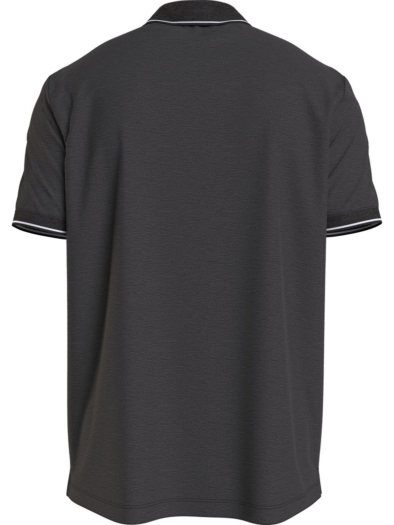 Polo-slim-de-pique-elastico-con-ribetes-modernos