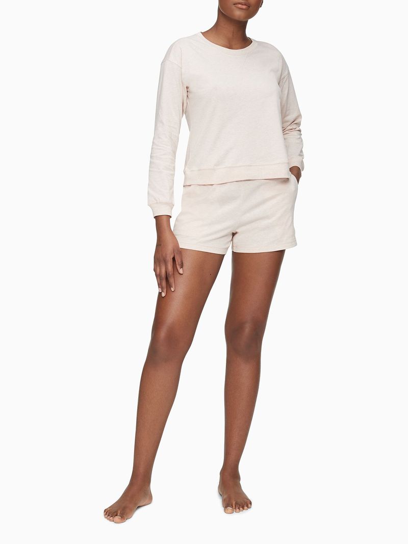 Short-de-pijama---form-to-body-