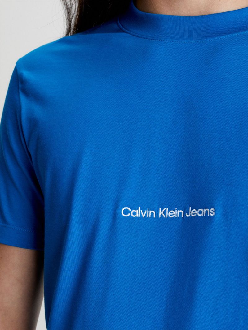 T-shirt-clasico-slim-con-logo