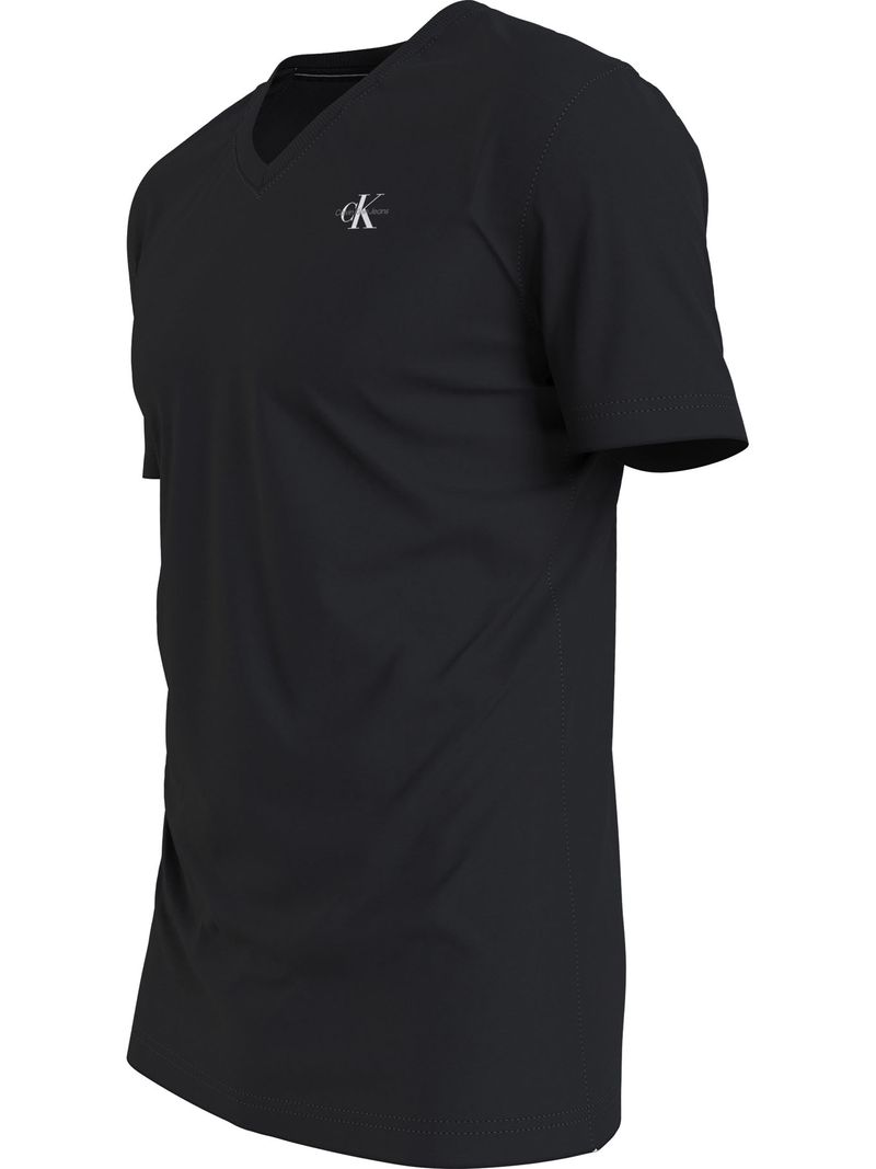T-shirt-con-cuello-en-v-y-micro-monologo