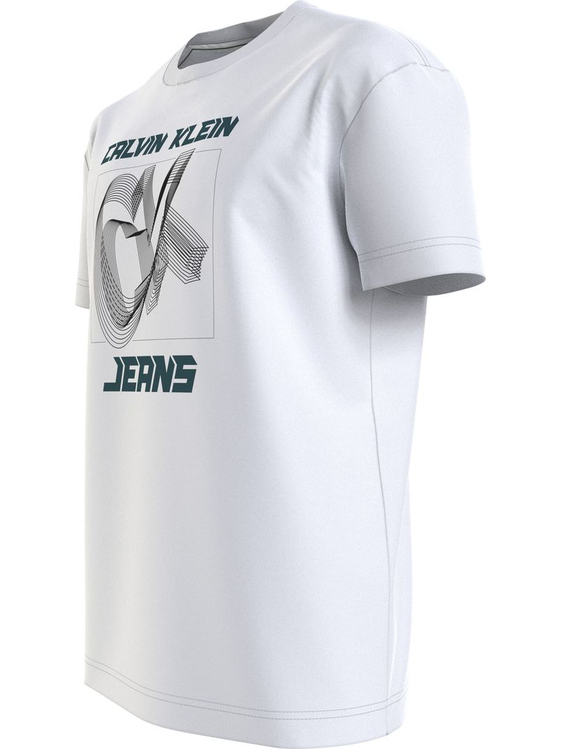 T-shirt-con-logo-en-3D-desvanecido