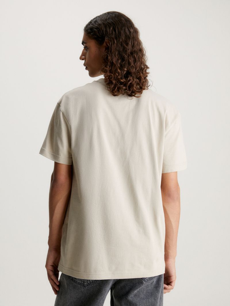 T-shirt-con-monograma