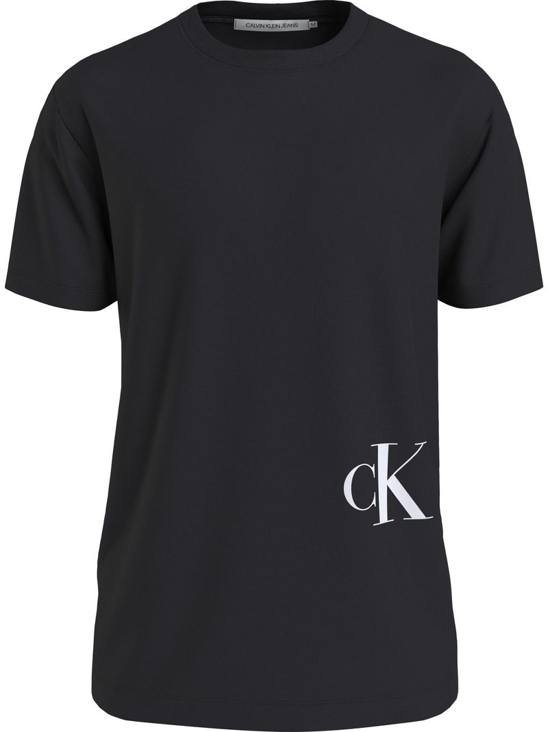 T-shirt-con-monograma-en-contraste