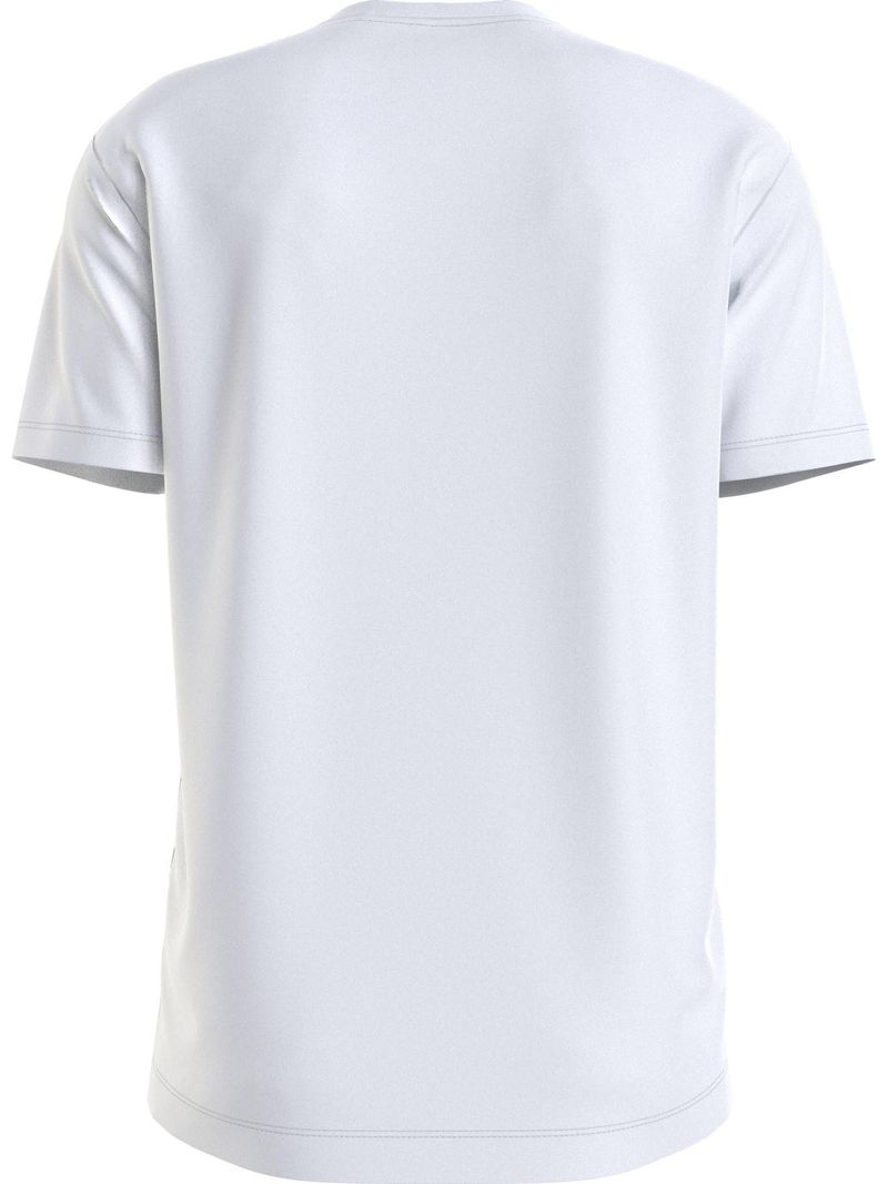 T-shirt-con-monograma-en-contraste