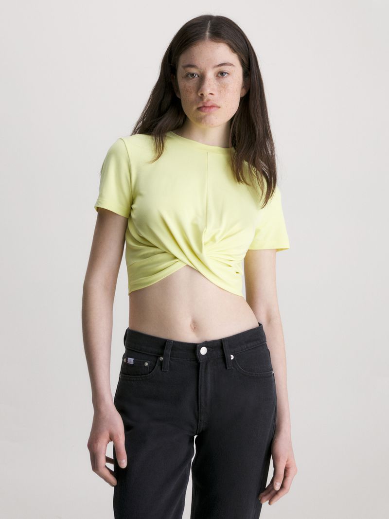 T-shirt-cropped-con-twist