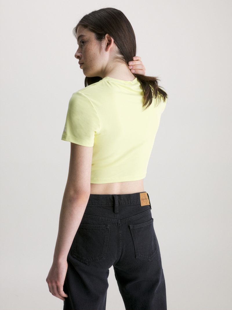 T-shirt-cropped-con-twist