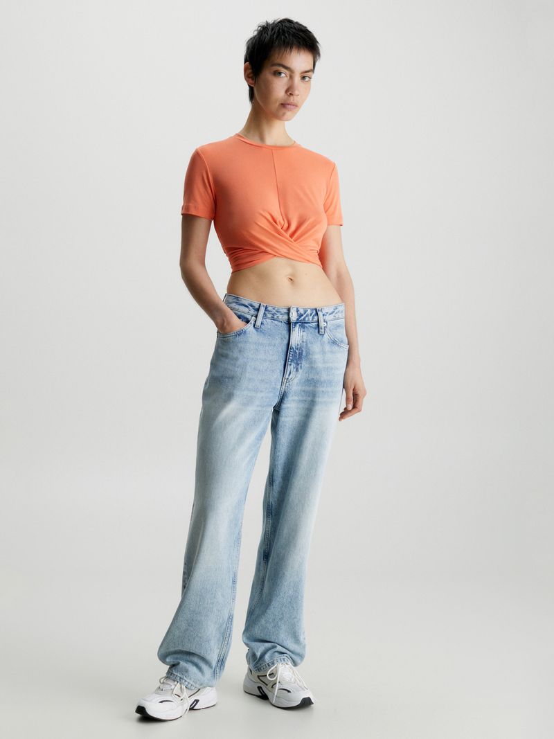 T-shirt-cropped-con-twist