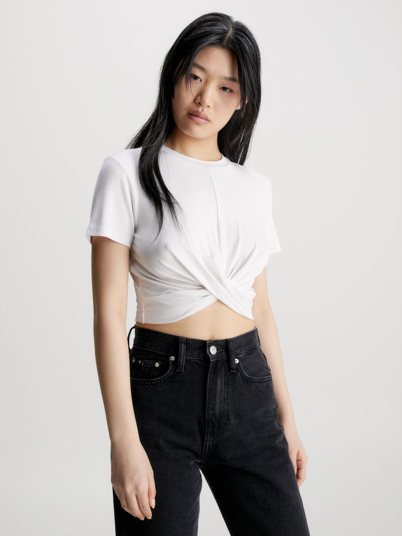 T-shirt-cropped-con-twist