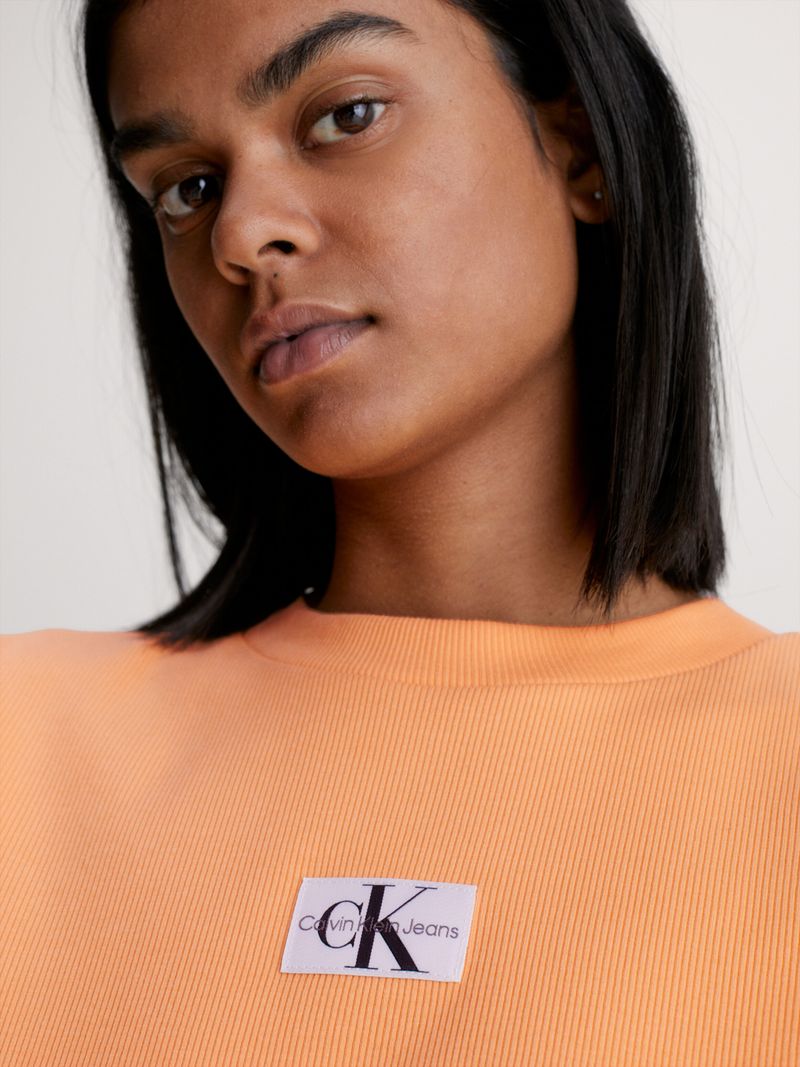 T-shirt-de-punto-de-canale-con-insignia