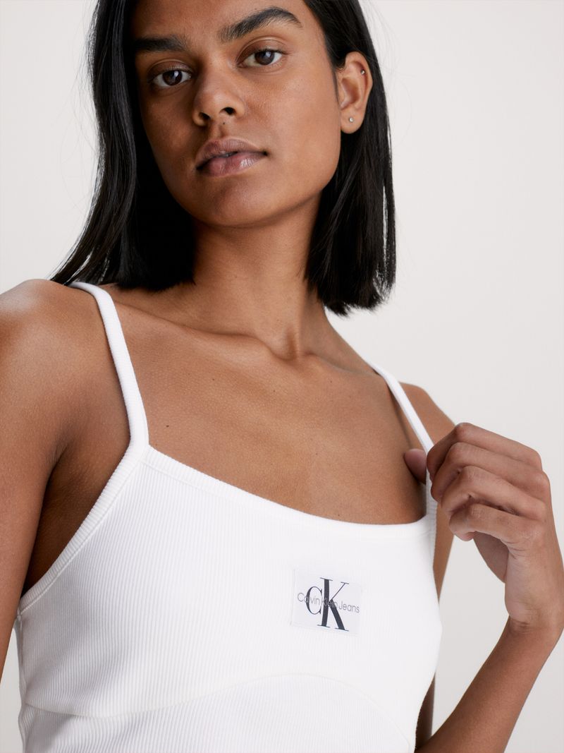 T-shirt-de-tirantes-y-punto-de-canale