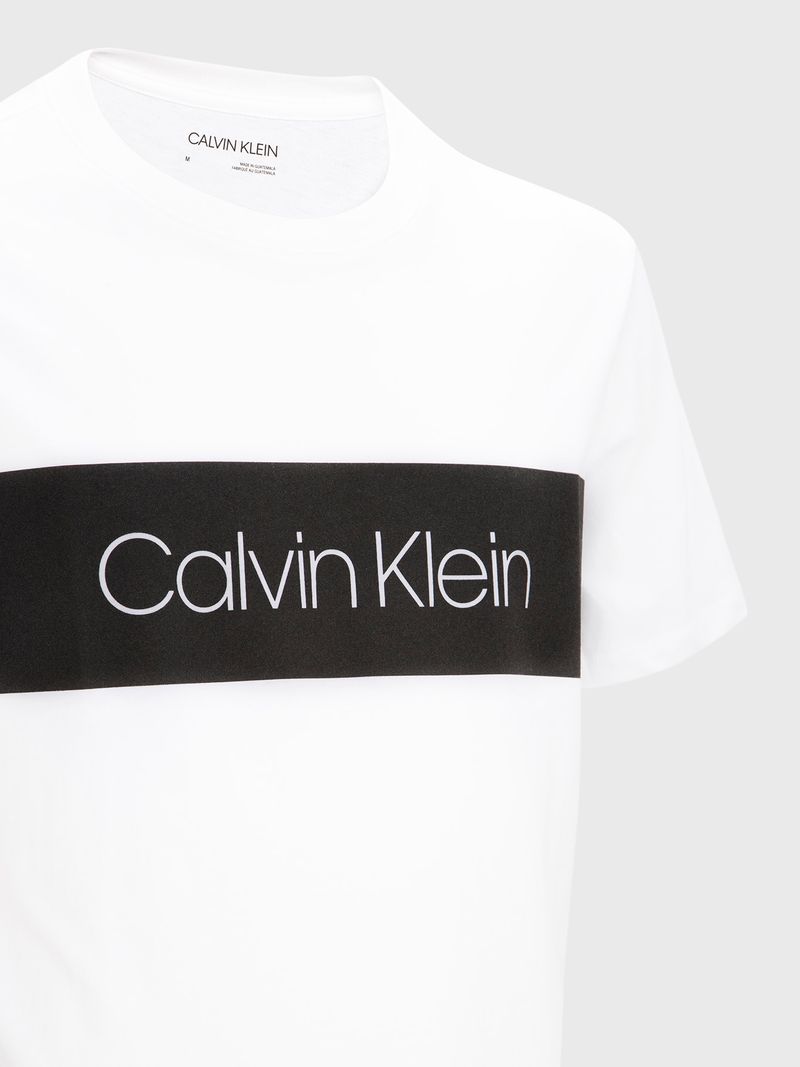 T-shirt-iconic-con-logo-en-bloque