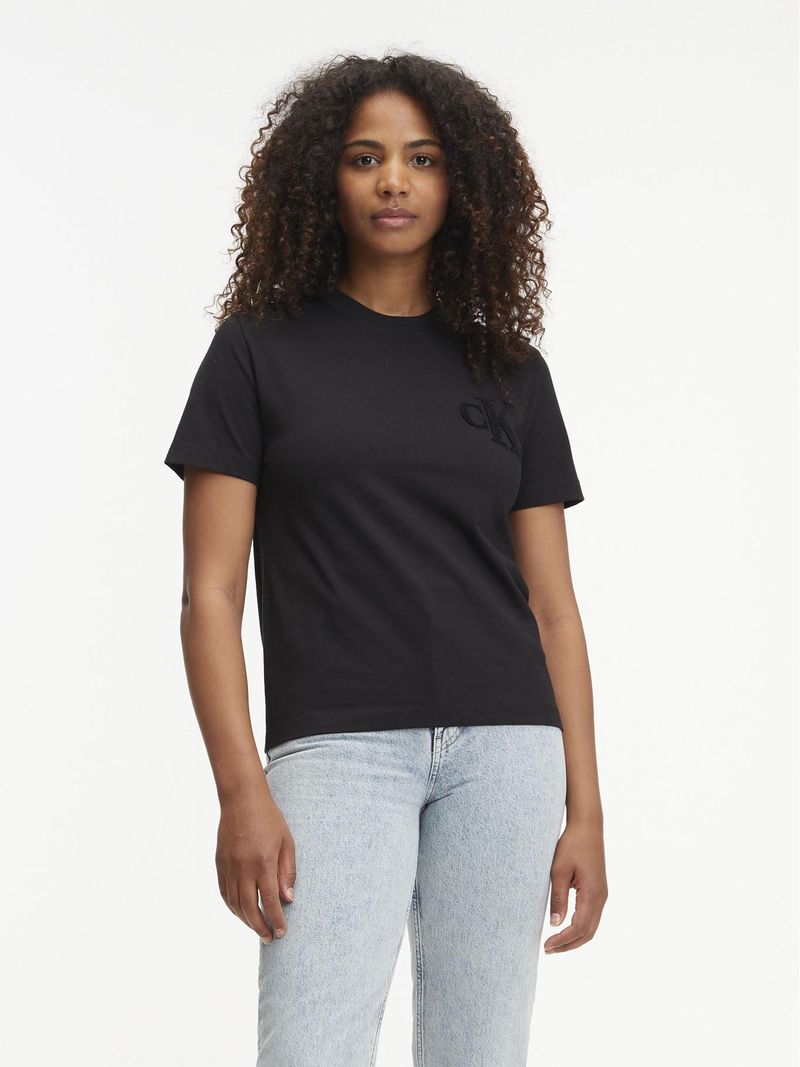 T-shirt-relaxed-con-monograma-texturizado