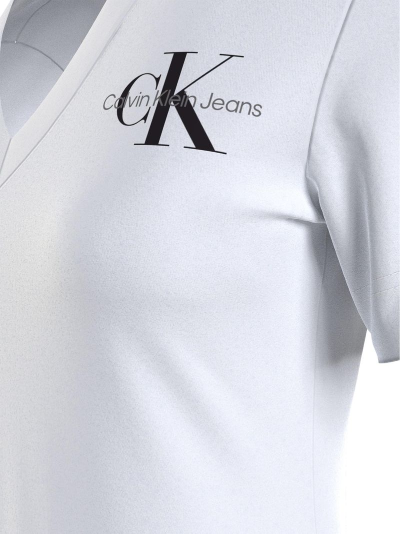 T-shirt-slim-con-de-cuello-en-v-