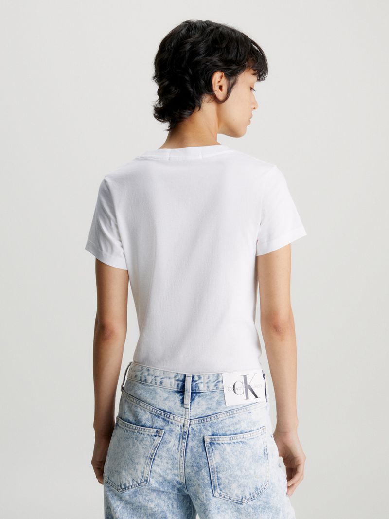 T-shirt-slim-con-monograma