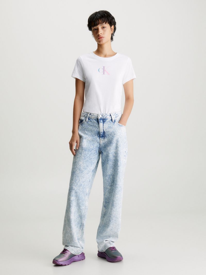 T-shirt-slim-con-monograma
