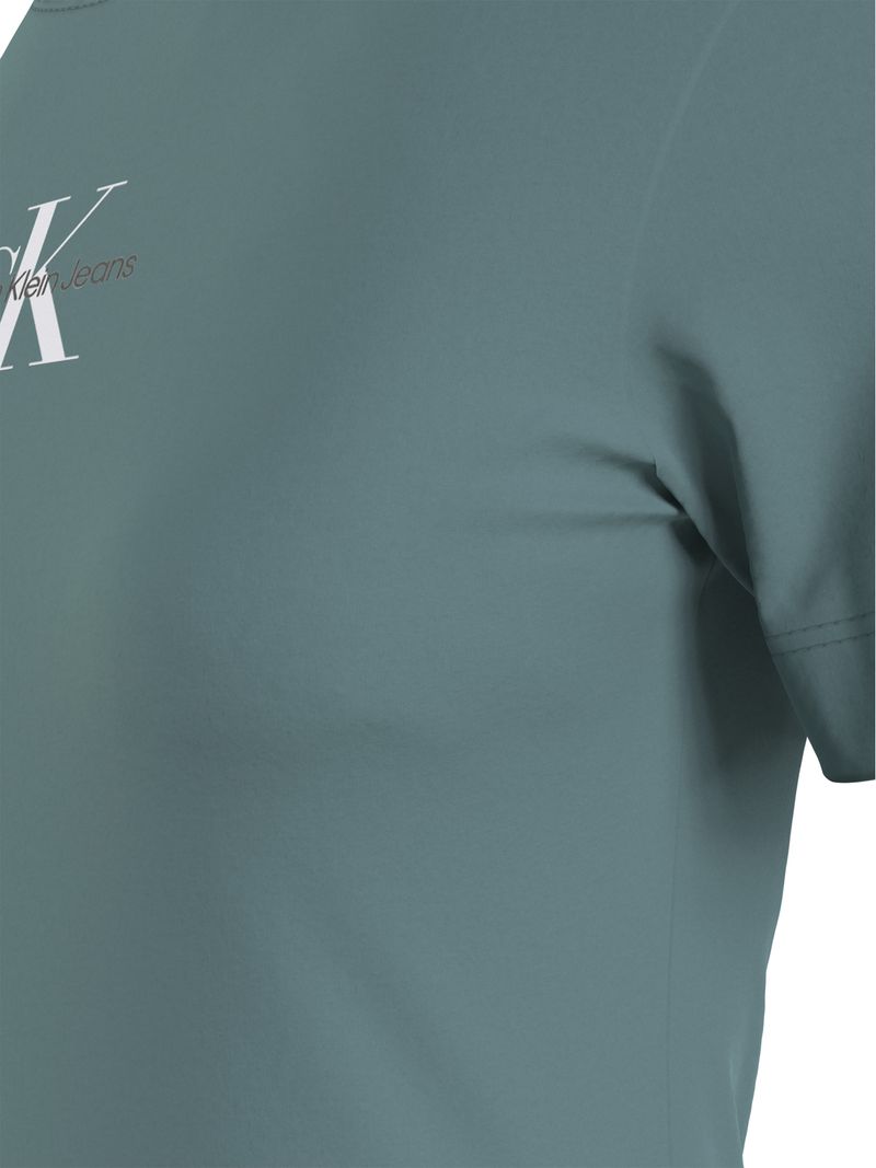 T-shirt-slim-con-monologo