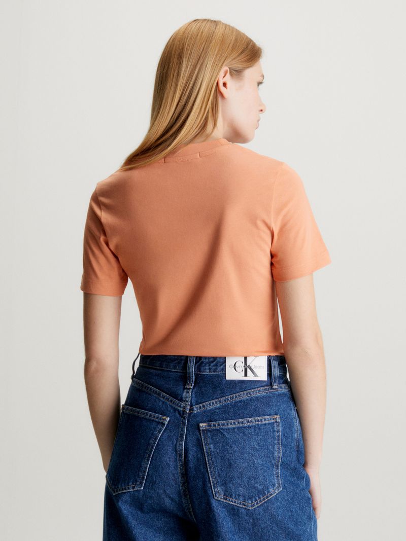 T-shirt-slim-con-monologo