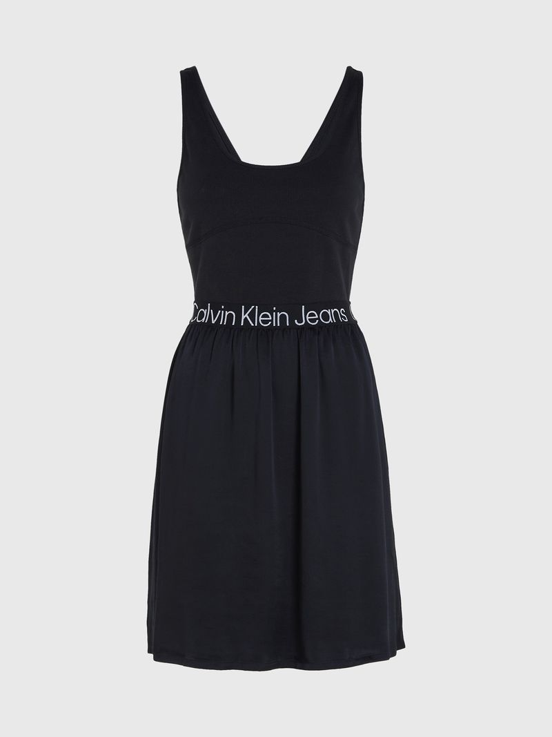 Vestido-corto-con-recorte-y-logo-Tape