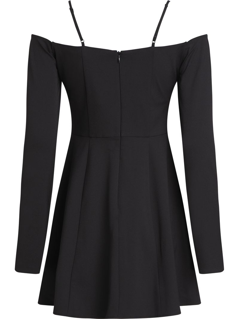 Vestido-mini-con-hombros-descubiertos