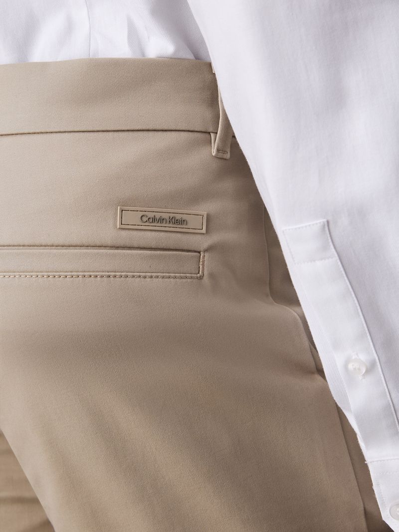 Pantalon-chinos-slim-de-saten
