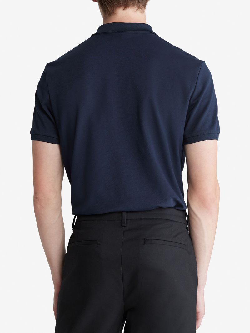 Polo-tecnico-con-zipper