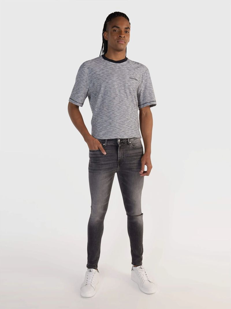 T-shirt-de-manga-corta-a-rayas